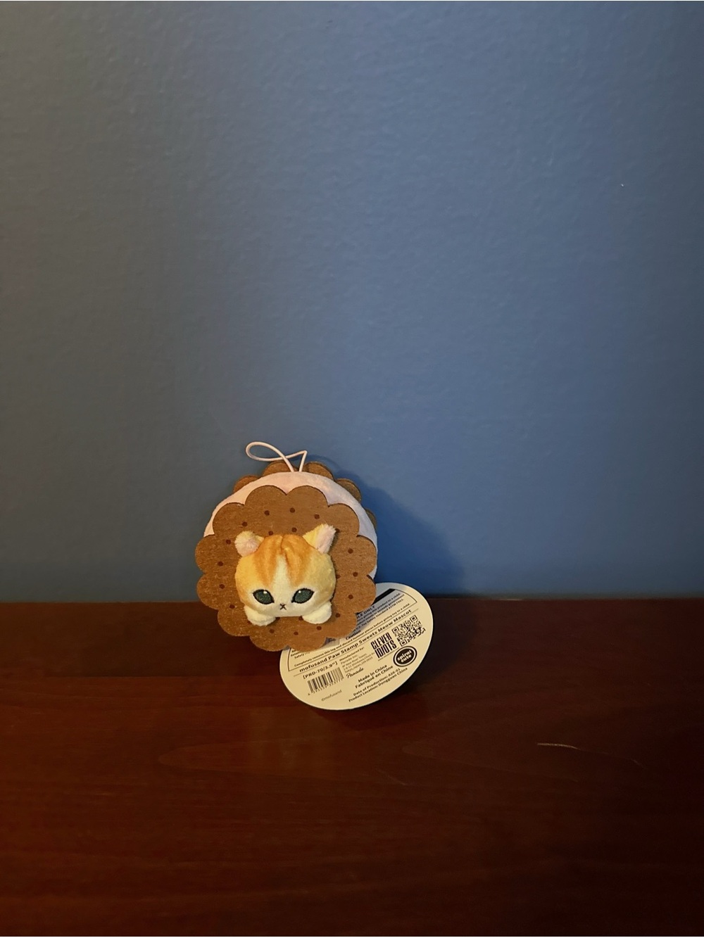 NWT Mofusand Cat Keychain Plush Cookie